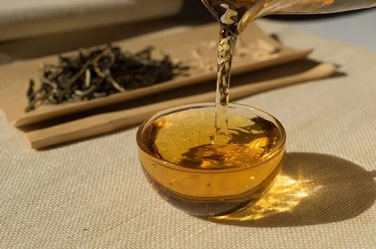 怎么喝了普洱茶嗓子會難受？